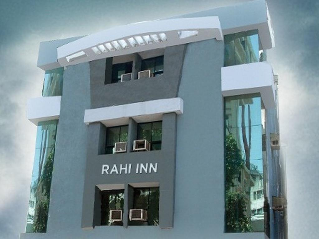 Hotel Rahi Inn Vadodara Esterno foto